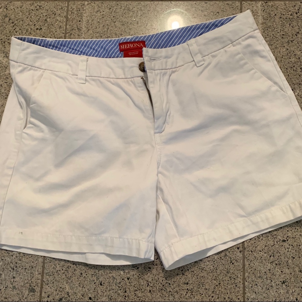 🦜 Merona White Shorts